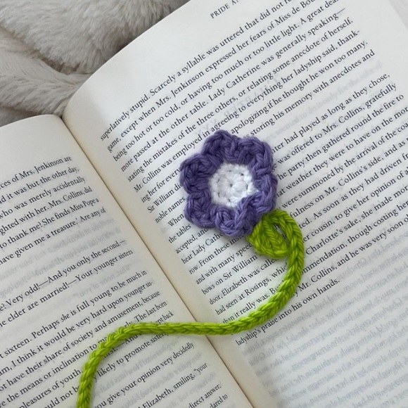 Handmade Crochet Bookmark Set- Set of 10!! - Picture 4 of 5